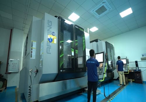 Rapid Model precision 5-axis machining centre
